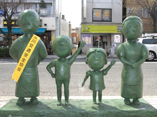 Setagaya_Sazaesan_Family_Statue_2